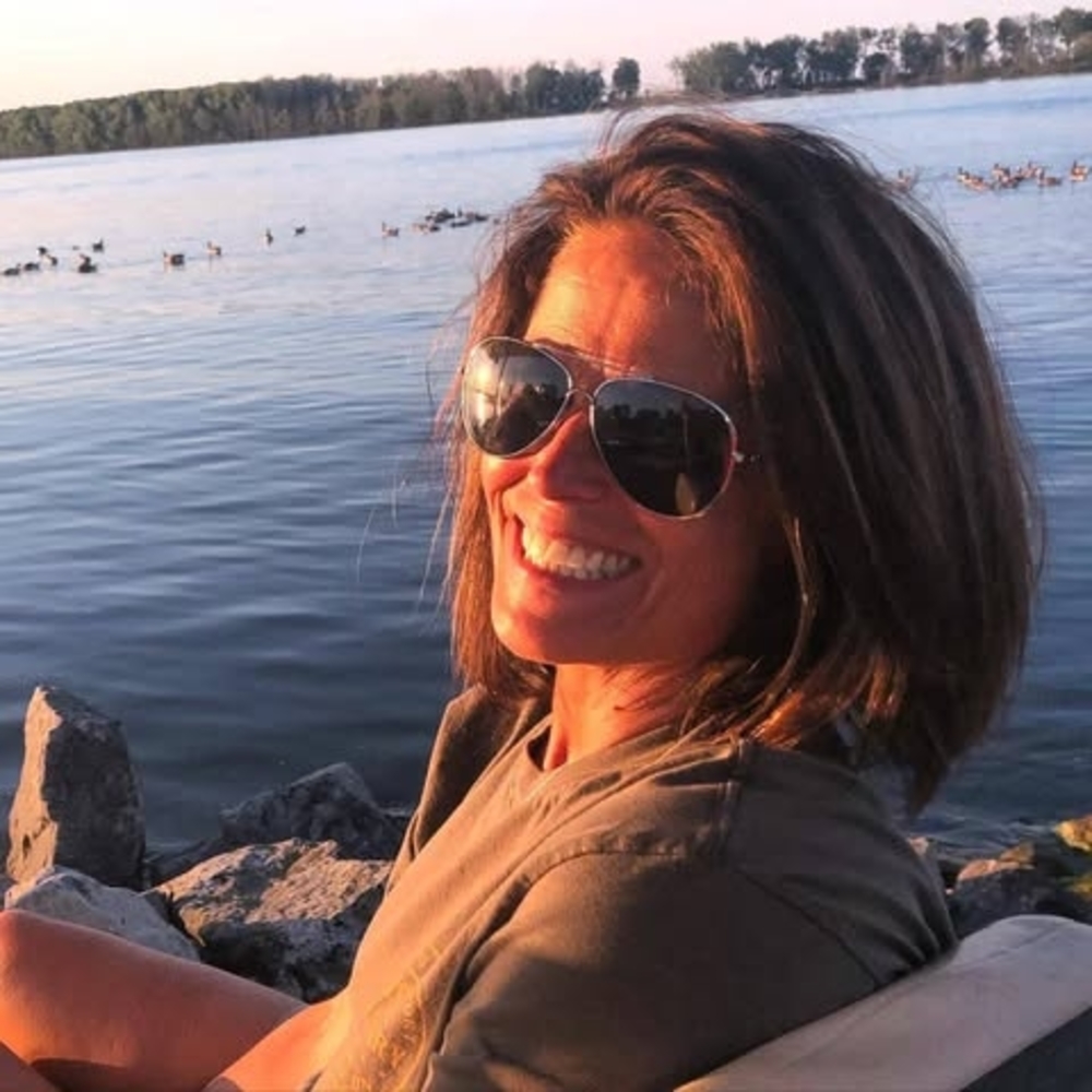 Meet your Posher, Jennifer